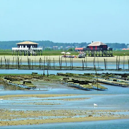 Сasa de vacaciones La Petite Doussy By Interhome *